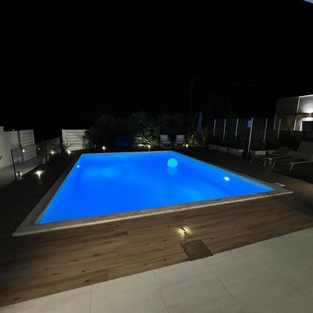 Il Marchese In Piscina Villa San Pietro in Bevagna Exterior photo